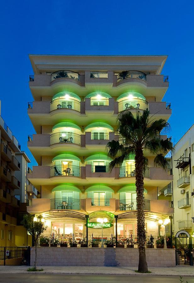 Aparthotel Beaurivage San Benedetto del Tronto Exterior foto